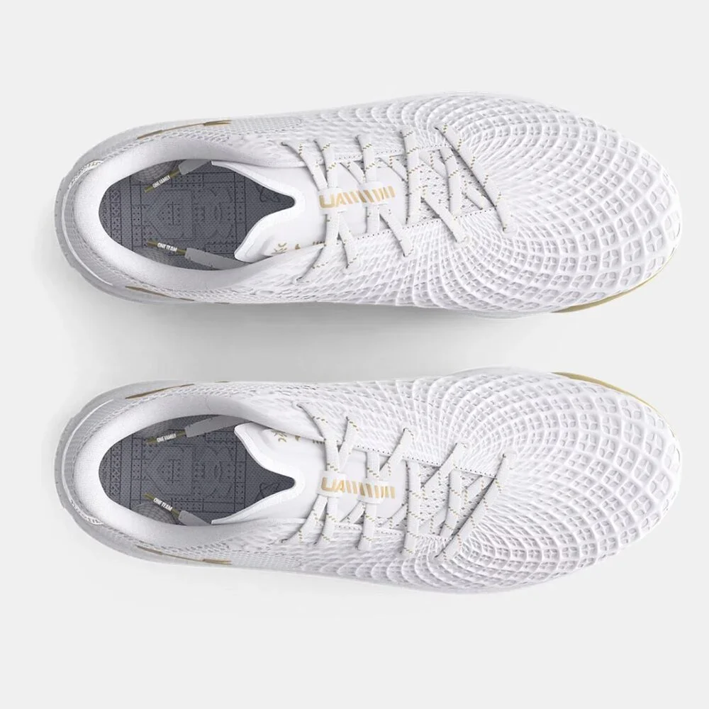 NWT Under Armour Women's Glyde 2.0 MT Metal Fastpitch Softball Cleats - Picture 3 of 5